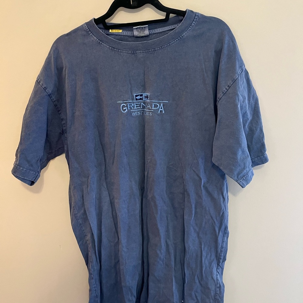Tee shirt 

Worn